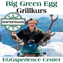 Big Green Egg Grillkurs Wintertraum mit Egg mit Geweih in winterlicher Landschaft